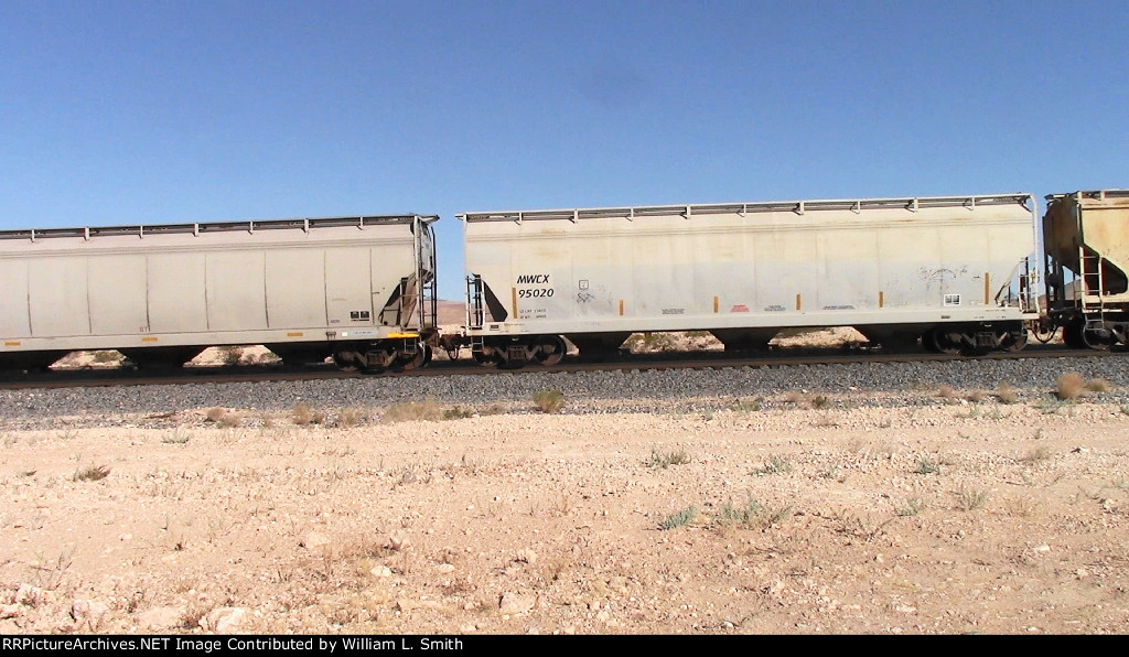 EB Manifest Frt at Erie NV W-Pshr -93